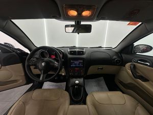Alfa Romeo GT 1.9 JTD Distinctive - 199.000Km  - Foto 20