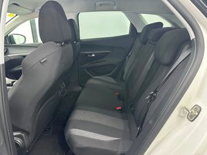Peugeot 3008 1.5L BlueHDi 96kW (130CV) S&S Allure  - Foto 28