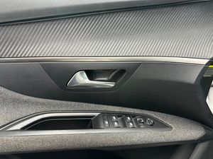 Peugeot 3008 1.5L BlueHDi 96kW (130CV) S&S Allure  - Foto 26