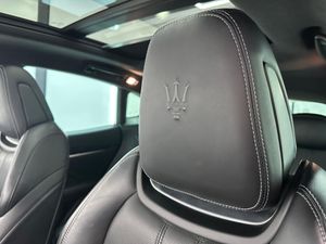 Maserati Levante V6 275 HP D AWD GranLusso  - Foto 23