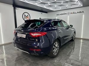 Maserati Levante V6 275 HP D AWD GranLusso  - Foto 4