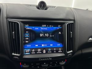 Maserati Levante V6 275 HP D AWD GranLusso  - Foto 7