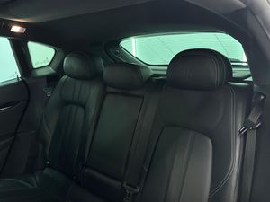 Maserati Levante V6 275 HP D AWD GranLusso  - Foto 34