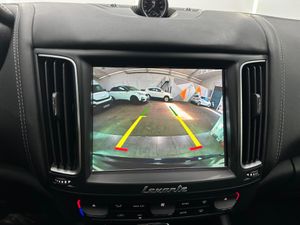 Maserati Levante V6 275 HP D AWD GranLusso  - Foto 15