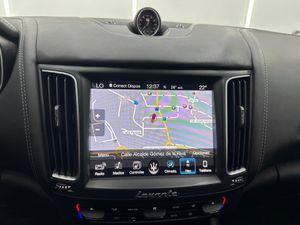 Maserati Levante V6 275 HP D AWD GranLusso  - Foto 10