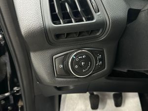 Ford B-MAX 1.5 TDCi 75 Titanium  - Foto 12