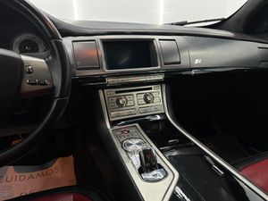 Jaguar XF 5.0 V8 S/C XFR  - Foto 31
