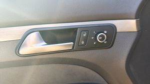 Volkswagen Touran 1.6 TDI 105cv DSG Advance Bmotion Tech  - Foto 8