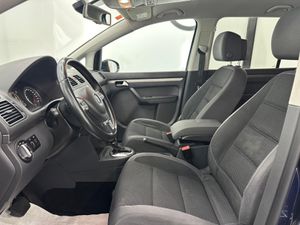 Volkswagen Touran 1.6 TDI 105cv DSG Advance Bmotion Tech  - Foto 18