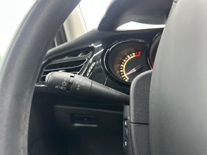Citroën C3 Puretech 68cv Attraction  - Foto 19