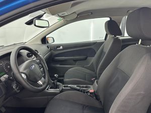 Ford Focus 1.8 TDCi Sport  - Foto 5
