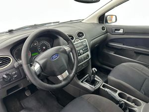 Ford Focus 1.8 TDCi Sport  - Foto 6