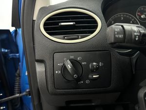 Ford Focus 1.8 TDCi Sport  - Foto 15