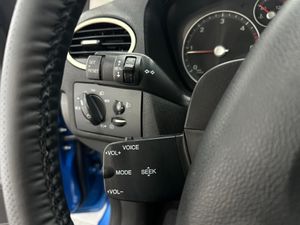 Ford Focus 1.8 TDCi Sport  - Foto 13