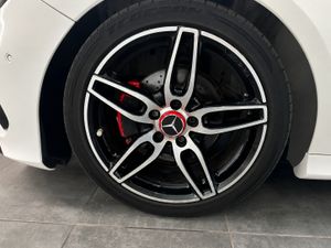 Mercedes Clase A A 220 CDI Aut. AMG Line  - Foto 11