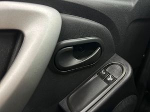 Dacia Duster Ambiance dCi 90  - Foto 17