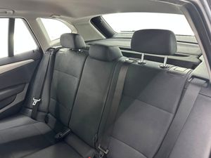 BMW X1 sDrive16d Essential Edition  - Foto 13