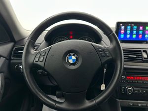 BMW X1 sDrive16d Essential Edition  - Foto 16