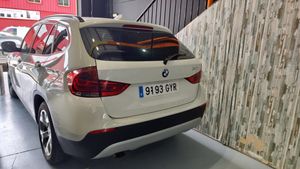 BMW X1 xDrive18d Auto  - Foto 4