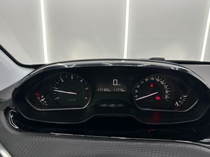 Peugeot 208 5P Signature BlueHDi 73KW (100CV)  - Foto 6