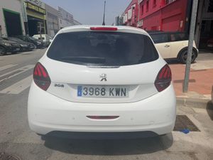 Peugeot 208 5P Signature BlueHDi 73KW (100CV)  - Foto 4