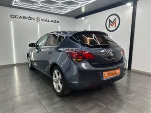 Opel Astra 1.7 CDTi 125 CV Enjoy  - Foto 4