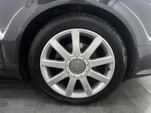 Audi A4 Avant 2.0 TDI 140cv DPF  - Foto 5