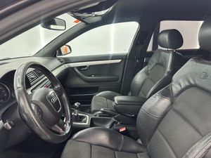 Audi A4 Avant 2.0 TDI 140cv DPF  - Foto 7