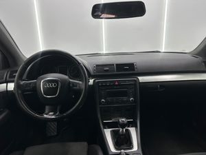 Audi A4 Avant 2.0 TDI 140cv DPF  - Foto 22