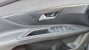 Peugeot 3008 5P Signature BlueHDi 73KW (100CV)  - Foto 9