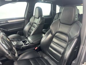 Porsche Cayenne 4.8 S Tiptronic  - Foto 30