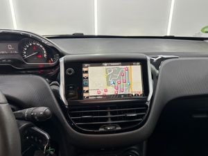 Peugeot 2008 Style 1.2L PureTech 81KW (110CV) S&S ÚNICO PROPIETARIO  - Foto 31