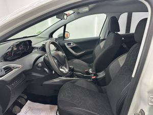 Peugeot 2008 Style 1.2L PureTech 81KW (110CV) S&S ÚNICO PROPIETARIO  - Foto 19
