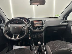 Peugeot 2008 Style 1.2L PureTech 81KW (110CV) S&S ÚNICO PROPIETARIO  - Foto 17