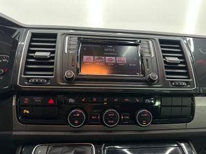 Volkswagen Multivan Premium Corto 2.0 TDI 150kW BMT DSG  - Foto 24