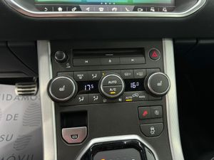 Land-Rover Range Rover Evoque 2.0L TD4 Diesel 110kW 4x4 HSE Dynamic  - Foto 29