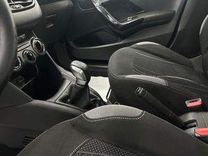 Peugeot 208 5P ALLURE 1.2 VTi 82  - Foto 18