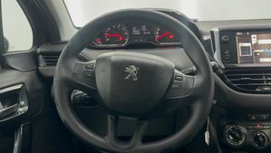 Peugeot 208 5P ALLURE 1.2 VTi 82  - Foto 14
