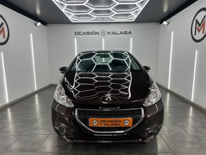 Peugeot 208 5P ALLURE 1.2 VTi 82  - Foto 20