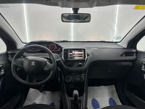 Peugeot 208 5P ALLURE 1.2 VTi 82  - Foto 16