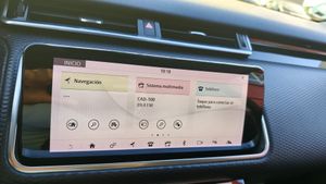 Land-Rover Range Rover Velar 2.0D D240 R-Dynamic 4WD Auto  - Foto 8