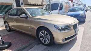 BMW Serie 7 750i xDrive  - Foto 2