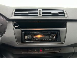 Skoda Fabia 1.0 MPI 60cv Ambition  - Foto 8