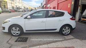 Renault Megane Limited dCi 95 eco2  - Foto 2