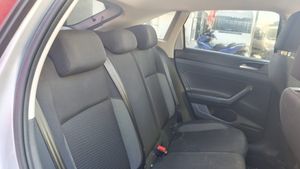 Volkswagen Taigo Life 1.0 TSI 81kW (110CV)  - Foto 9