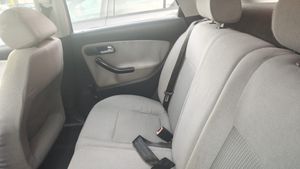 Seat Ibiza 1.9 TDI 100CV SPORT  - Foto 6