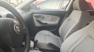 Seat Ibiza 1.9 TDI 100CV SPORT  - Foto 7