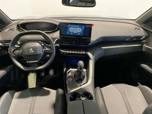 Peugeot 5008 Allure Pack 1.2 PureTech 96KW S&S   - Foto 2