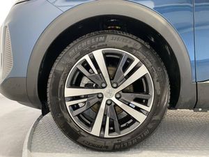 Peugeot 5008 Allure Pack 1.2 PureTech 96KW S&S   - Foto 2