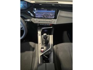 Peugeot 308 Active 5P   Hybrid 136 e-DCS6   - Foto 2